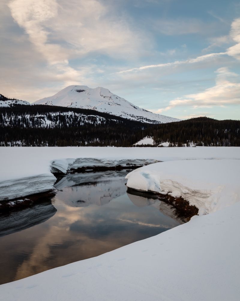 Deschutes National Forest covered with snow