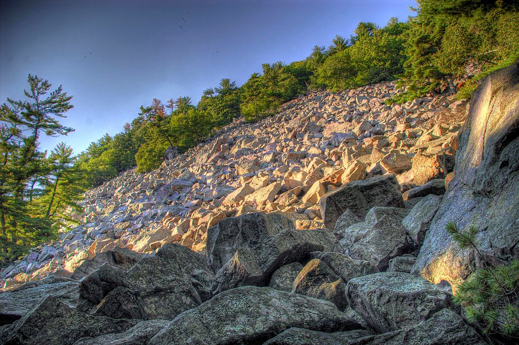 Boulders at Devil’s Lake State Park