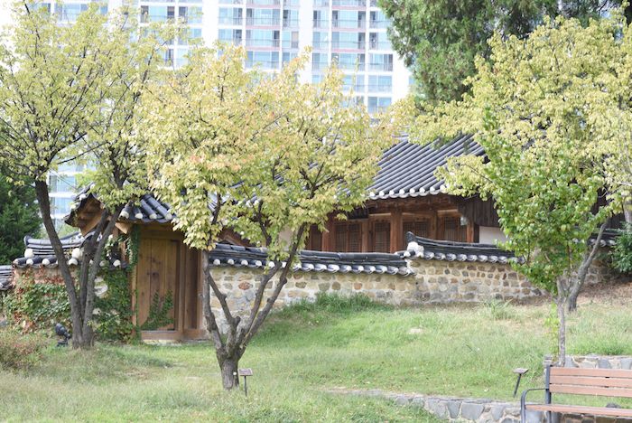 Dongchundang Park