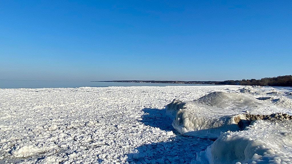 Frozen Durand Eastman Beach