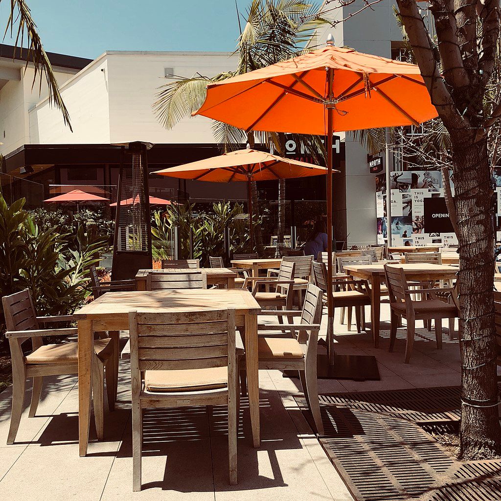 Al fresco tables and chairs at the Point