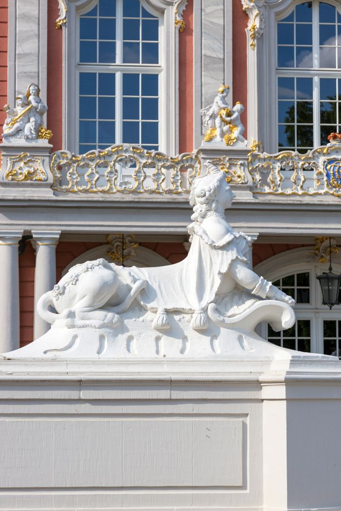 Sculptures in Electoral Palace