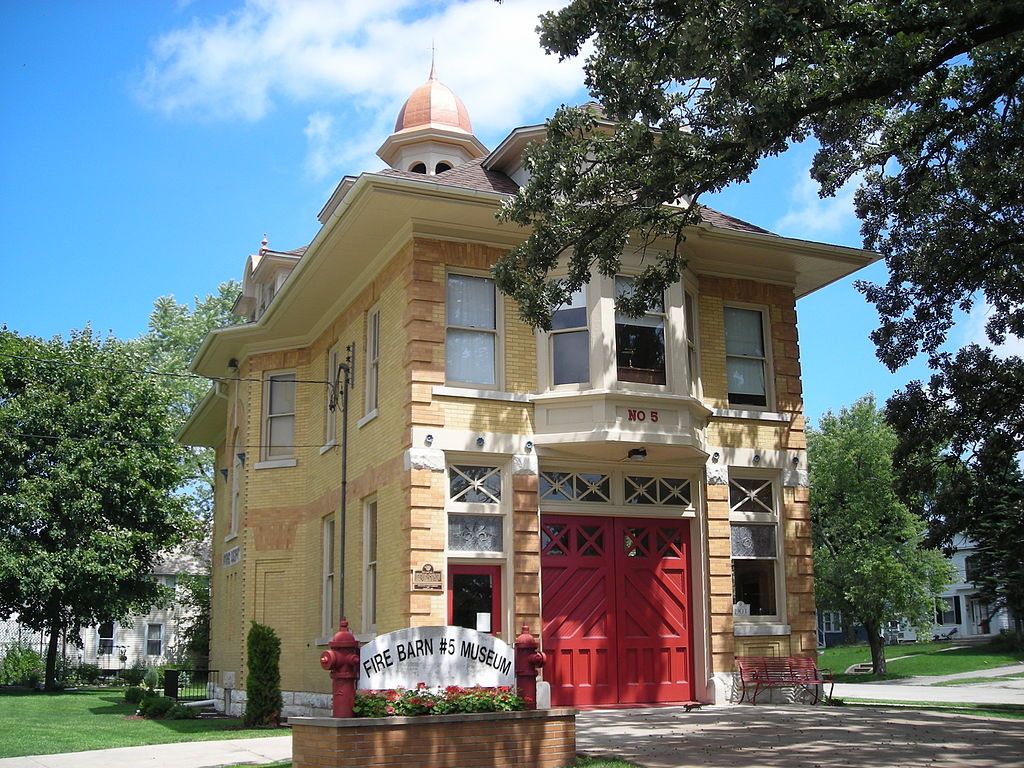Exterior view of Elgin Fire Barn No. 5 Museum