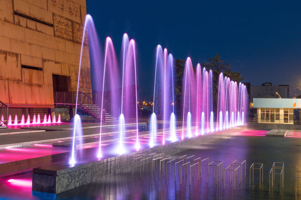 Colorful water fountain at European Solidarity Centre