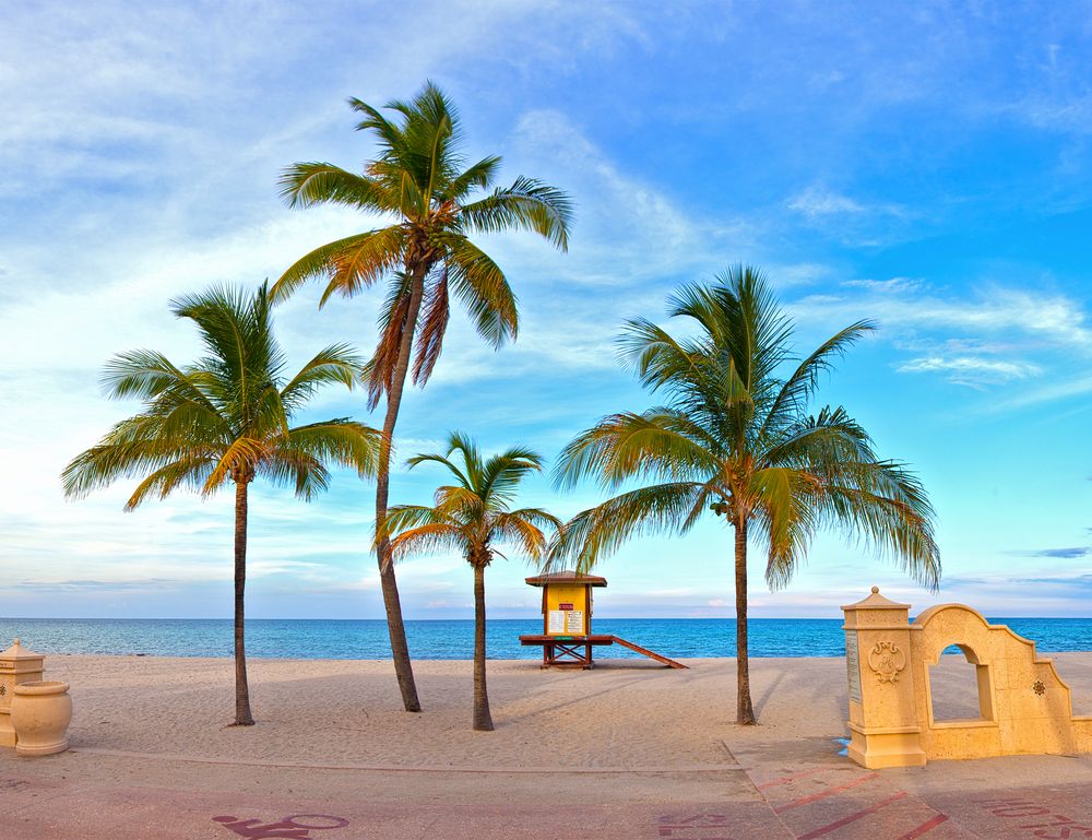 Daytime view of Hollywood Beach