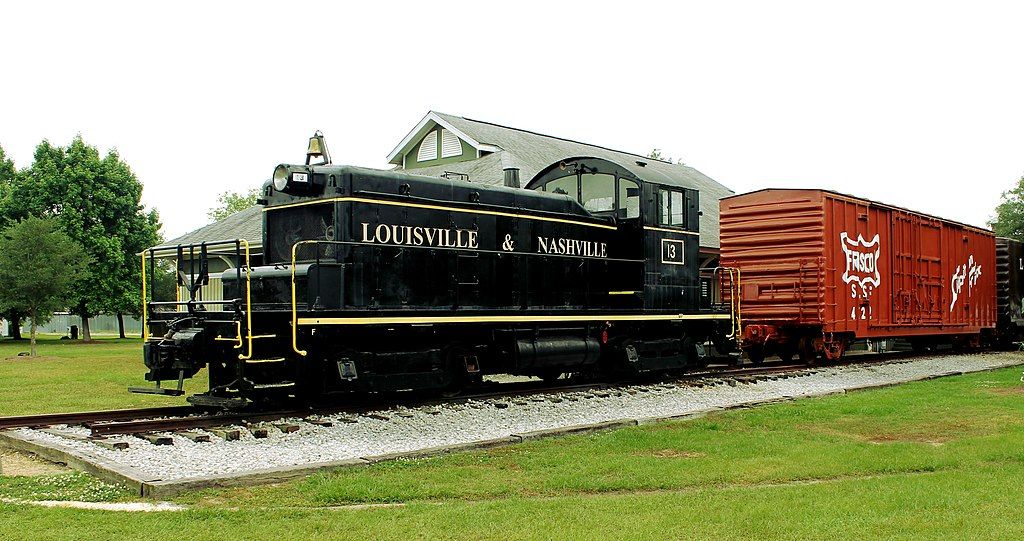 Train at Foley Railroad Museum & Model Train Exhibit