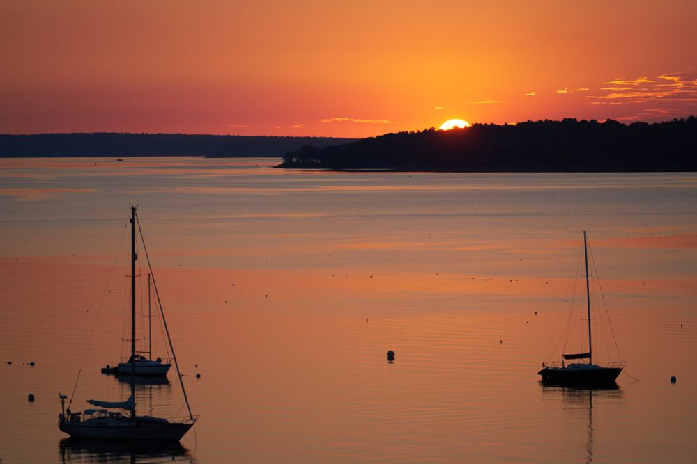 Vibrant sunrise at Fort Allen Park