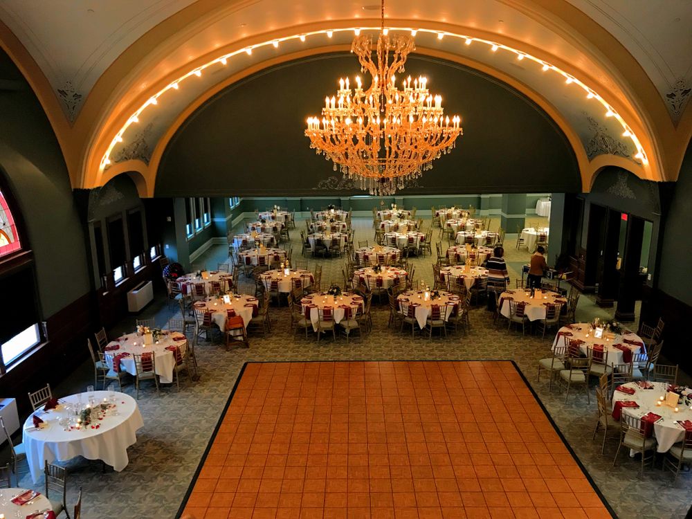 Gorgeous interior of a dinning hall at Fort Piqua Plaza