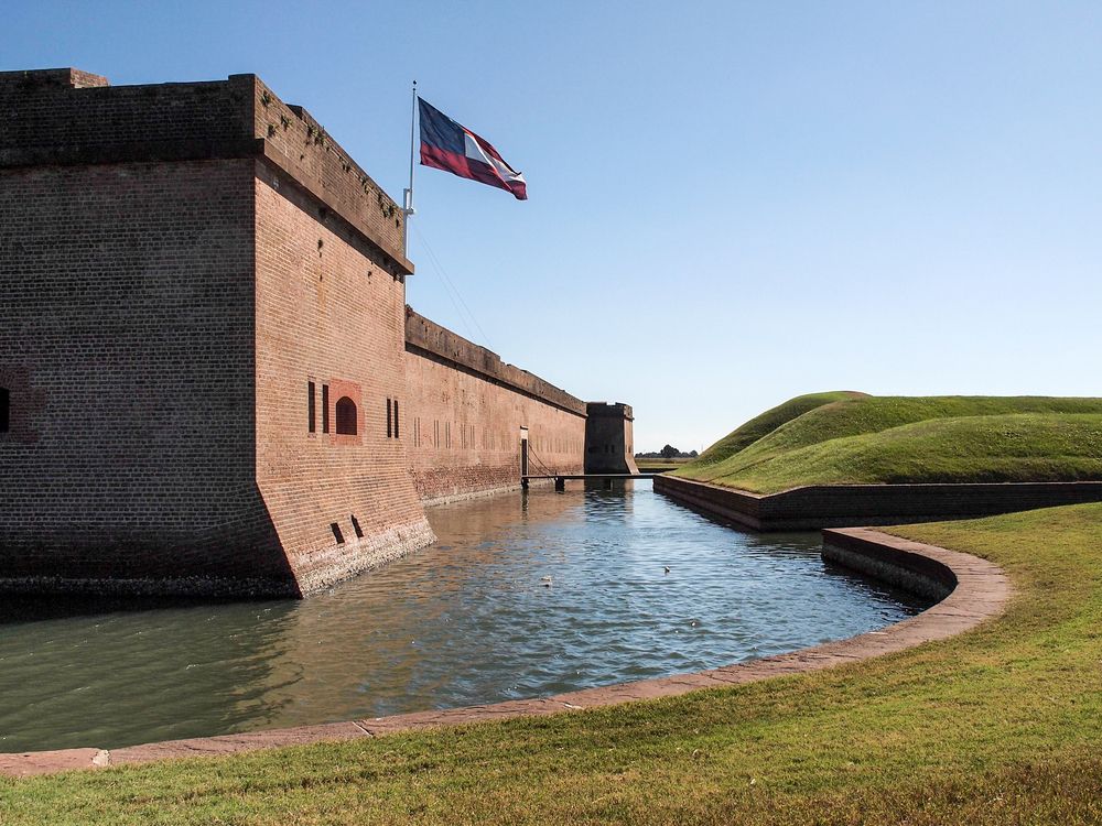 Daytime view of Fort Pulaski