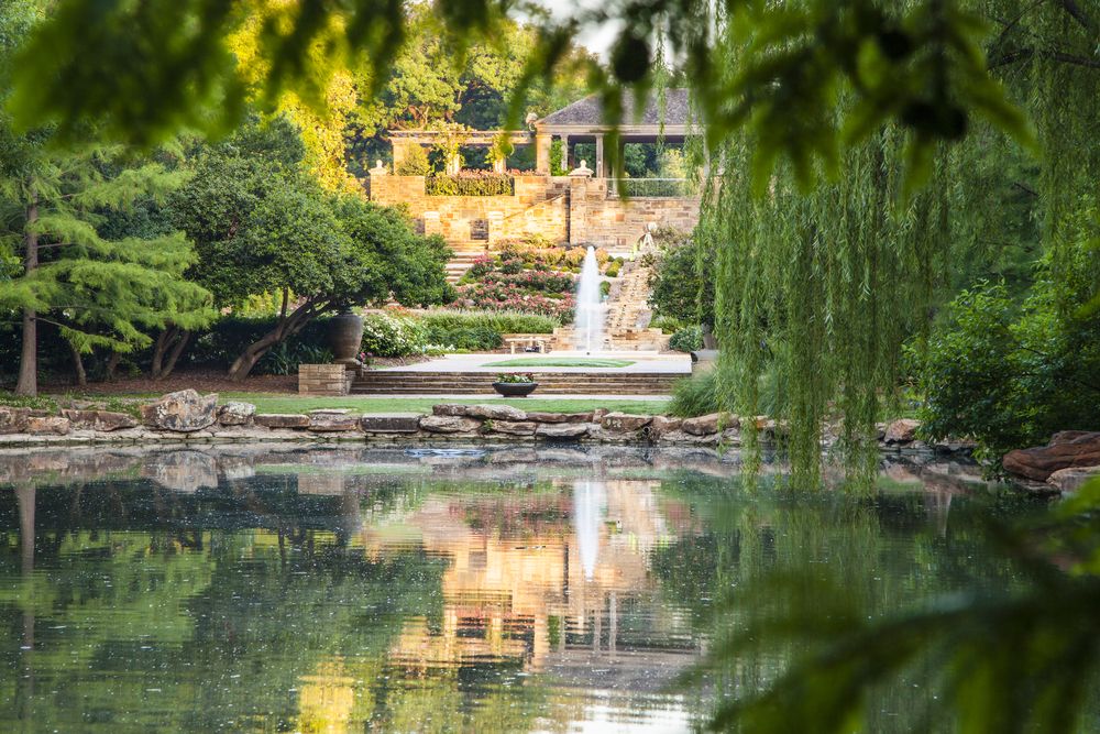 Water fountain at Fort Worth Botanic Garden