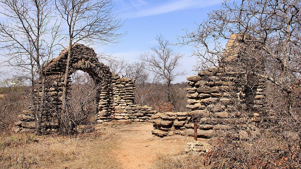 Ruins at Fort Worth Nature Center & Refuge