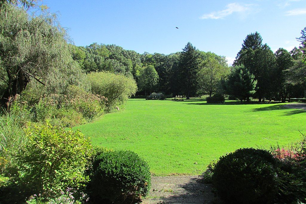 Lawn at Friendship Botanic Gardens