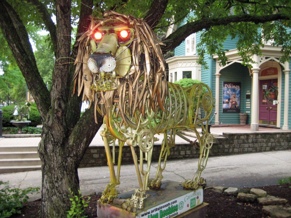 Lion sculpture made out of junk at Graham’s 318 Coffeehouse
