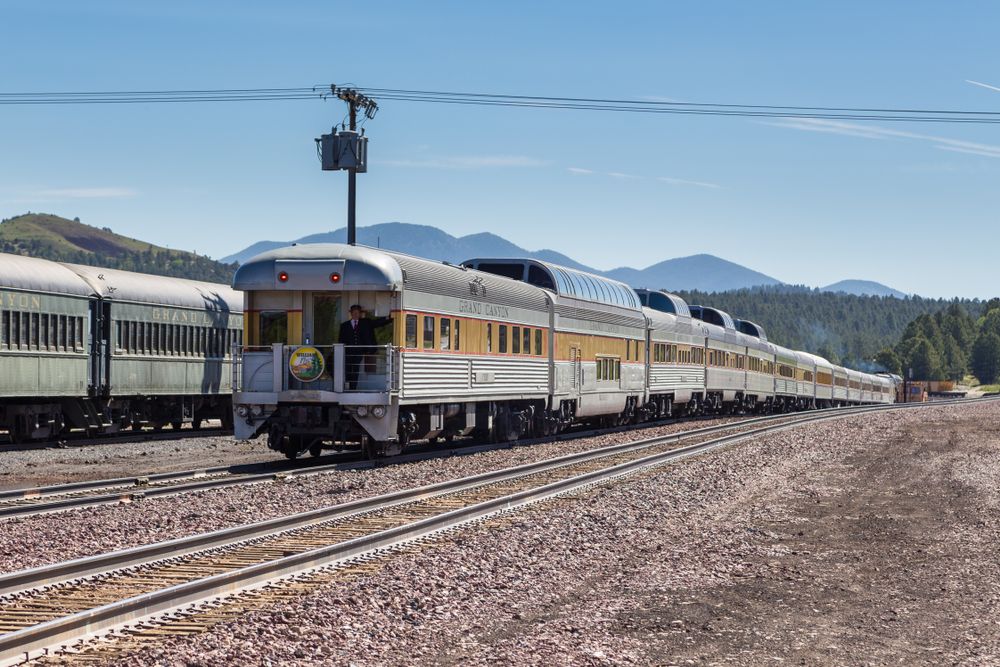 Train on the Grand Canyon Railway