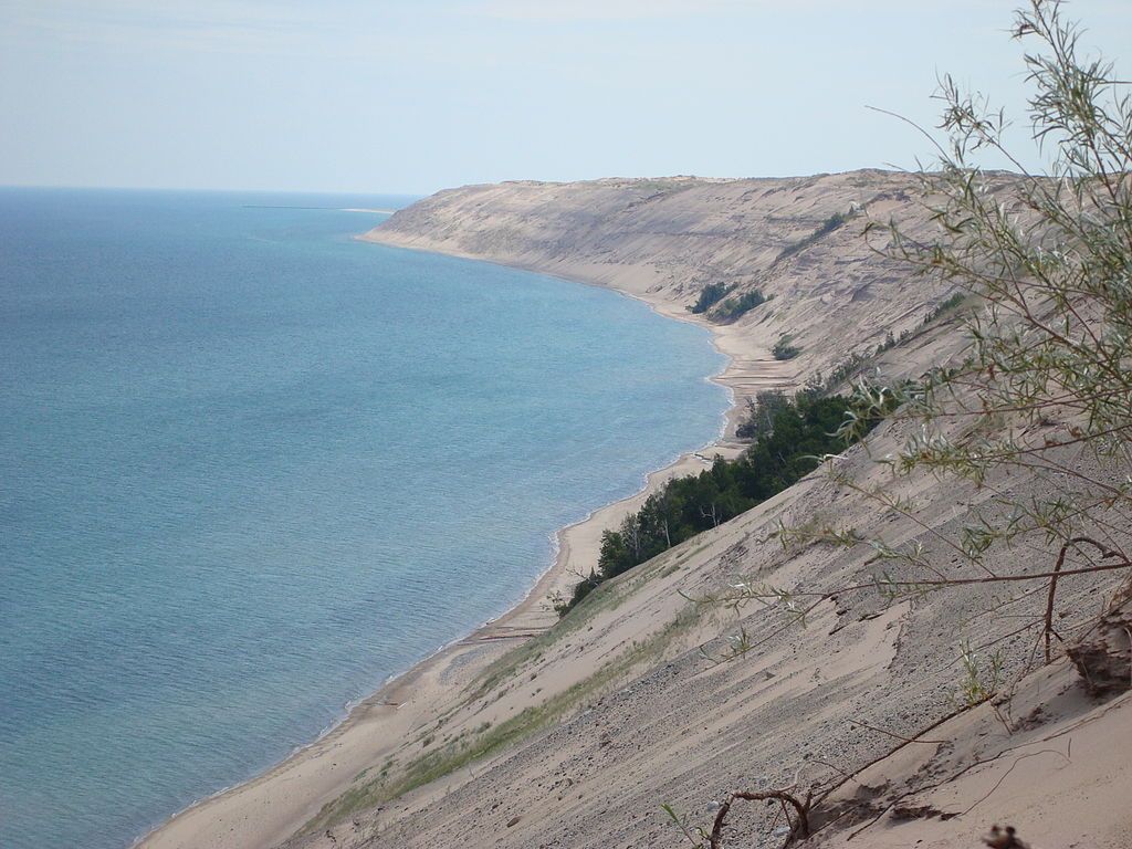 Daytime view of Grand sable banks