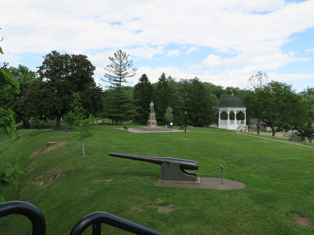The grounds of Grant Park