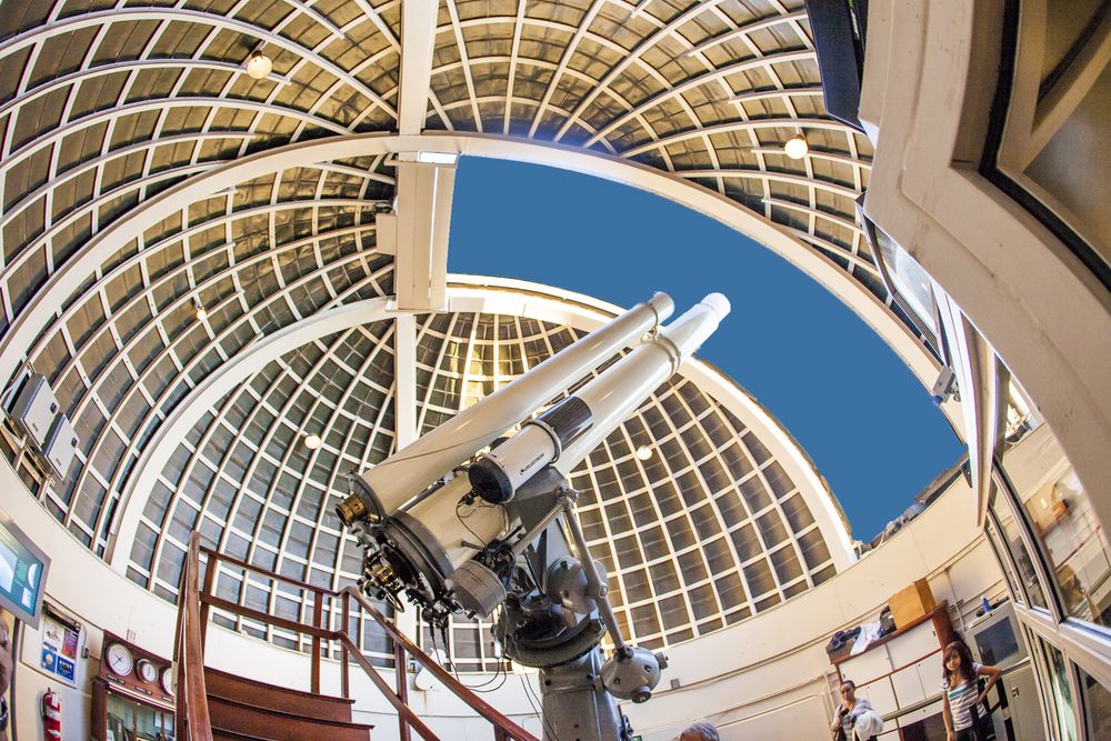 Telescope at Griffith Observatory