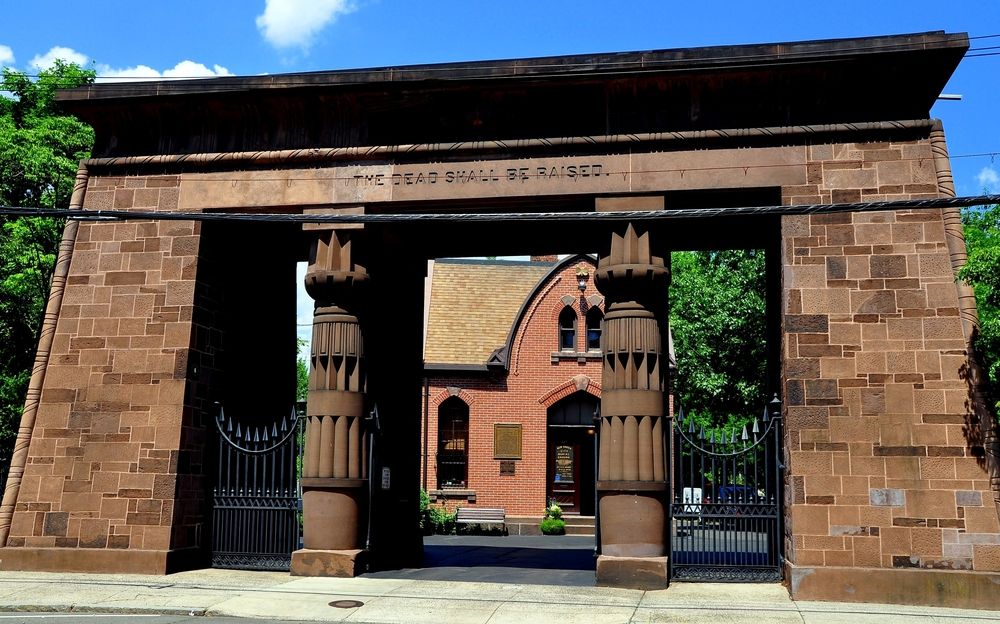 Entrance to the Grove Street Cemetery