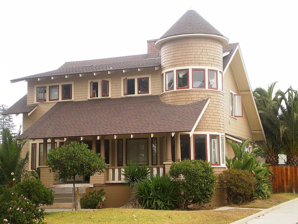 Facade of Henry T. Oxnard Historic District