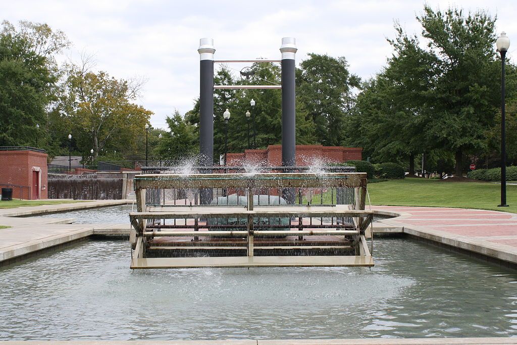 A unique fountain at Heritage Park