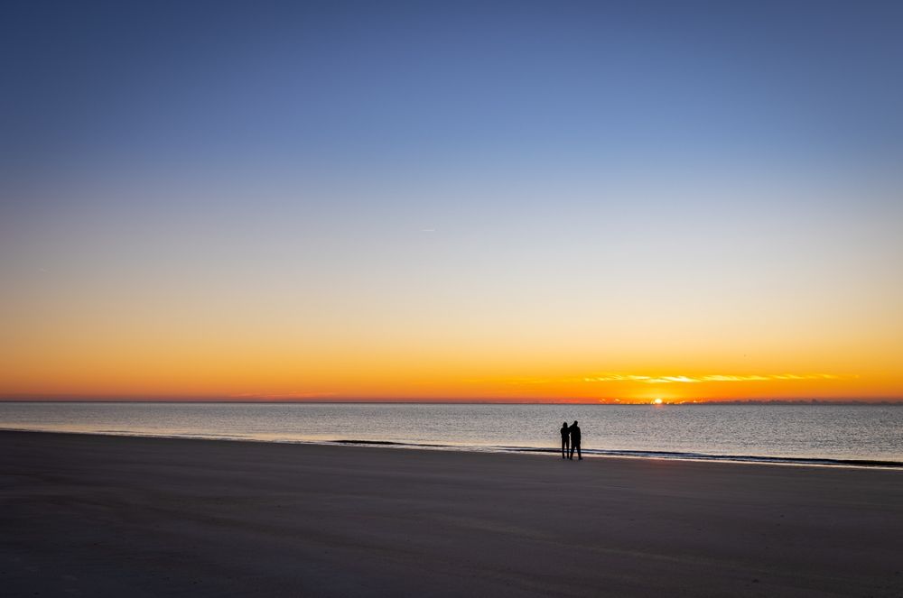 15 Serene US Beach Destinations for the Off-Season Traveler