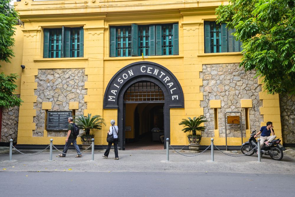 Hoa Lo Prison