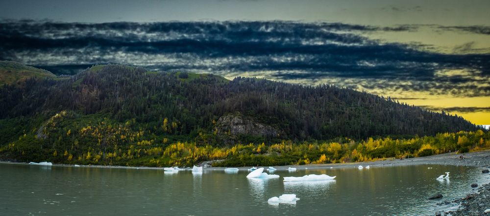 Scenic view of Homer's Glacier Lakes