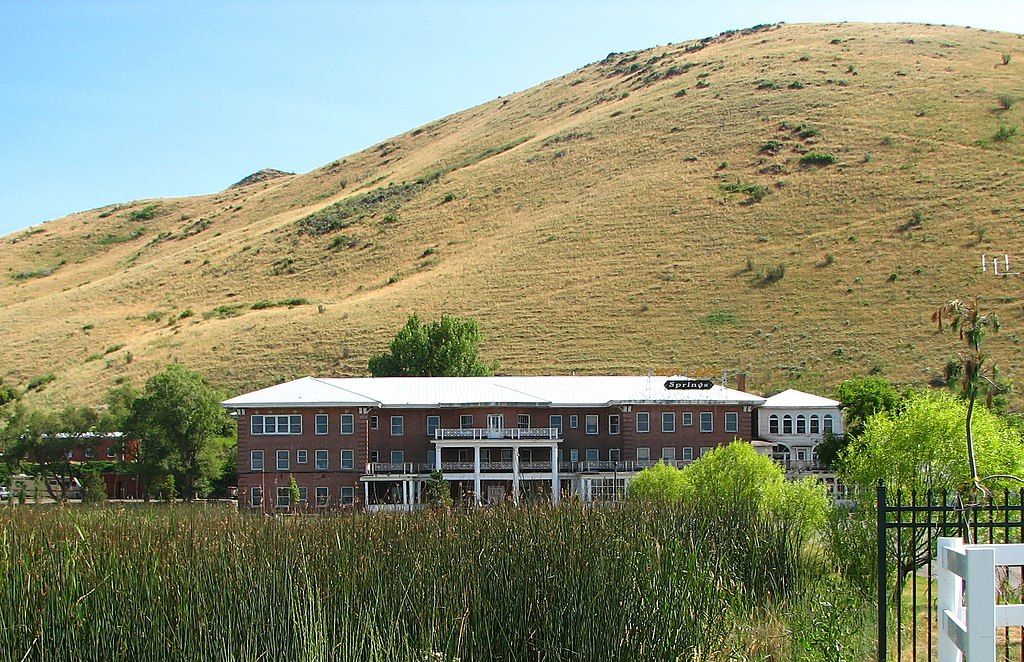View of The Lodge at Hot Lake Springs