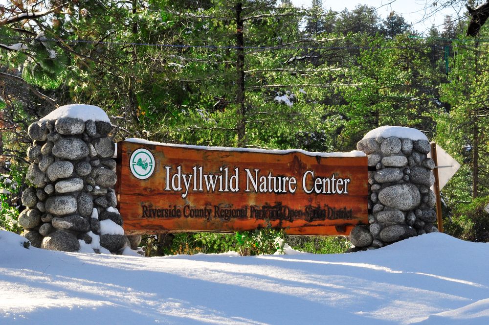 Welcome sign of Idyllwild Nature Center