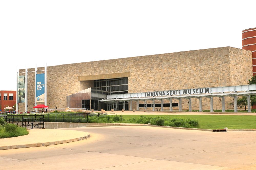 Entryway to Indiana State Museum