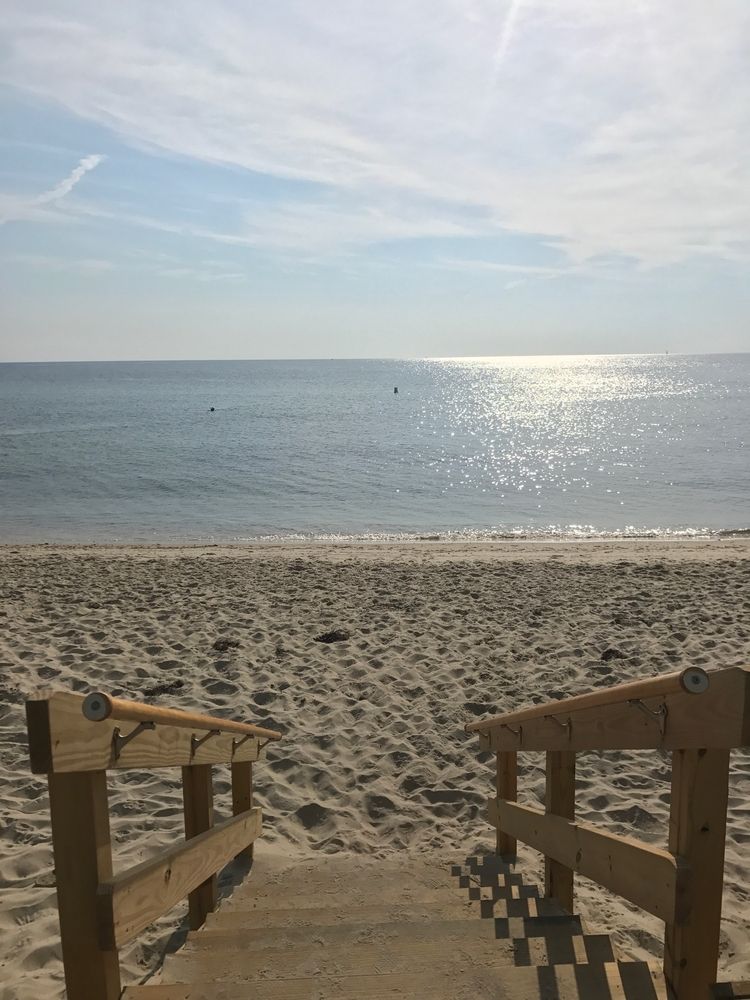 Sunny day at Inkwell Beach