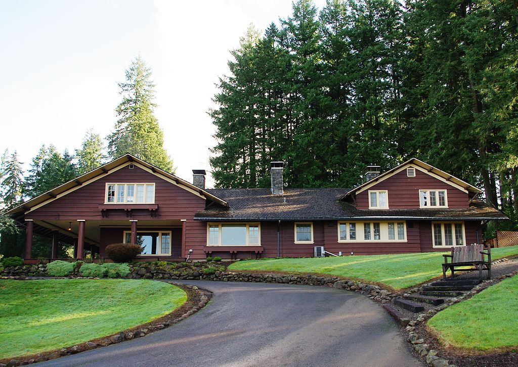 Exterior view of Jenkins Estate