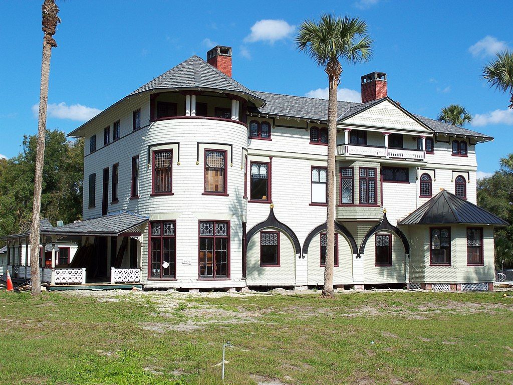 Outside View of Stetson Mansion