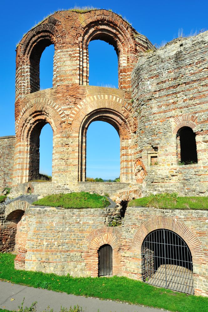 Imperial baths in Kaiserthermen