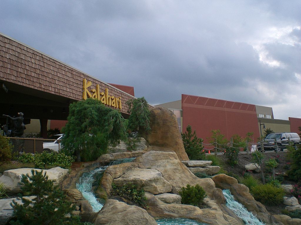 Fountain in the entrance of Kalahari Resorts