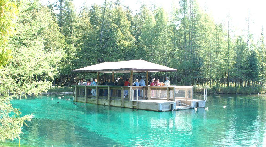 Raft at Kitchi-ti-kipi