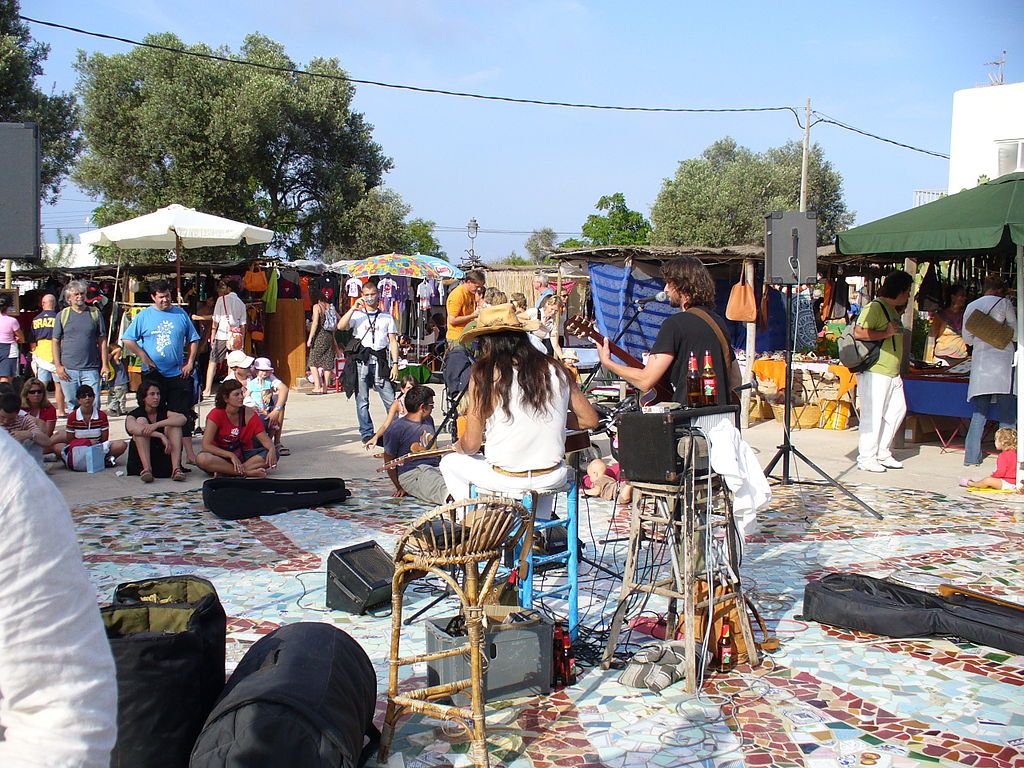 People at La Mola Art and Crafts Market