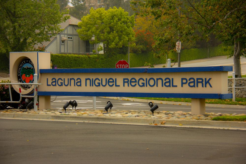 Laguna Niguel Regional Park signboard at the enterance