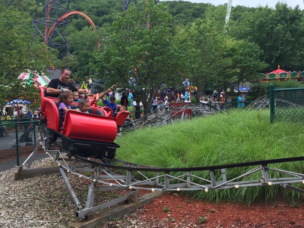 Families enjoying the roller coaster at Lake Compounce