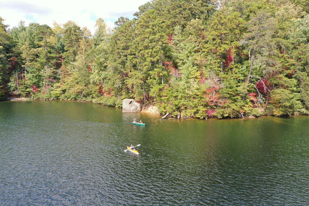 Kayaking in Lake Santeetlah