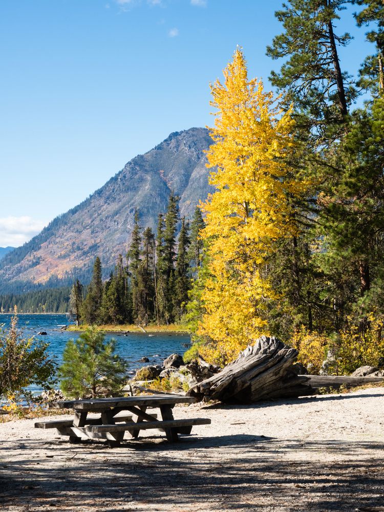 Picnic table on the shores of Lake Wenatchee