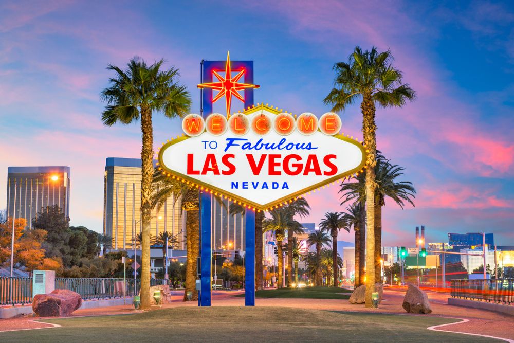 Spectacular view of the Las Vegas Sign