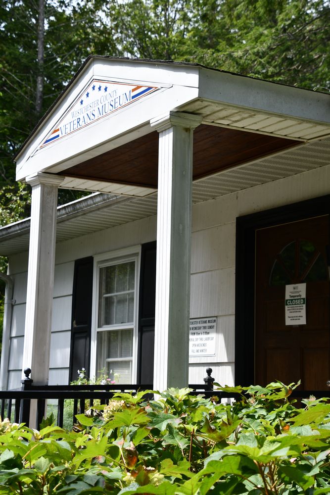 Entrance to the Lasdon Park, Arboretum & Veterans Memorial