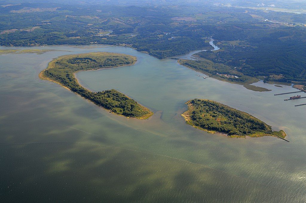 Aerial view of the islands at Lewis & Clark National wildlife refuge