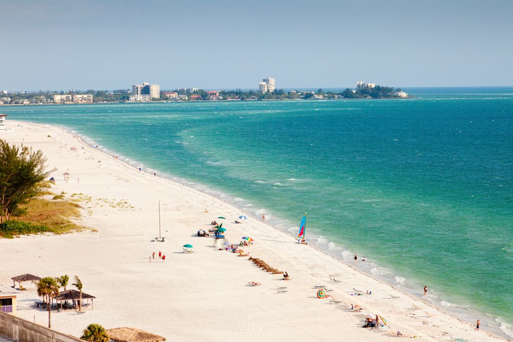 Shoreine of Lido Key Beach