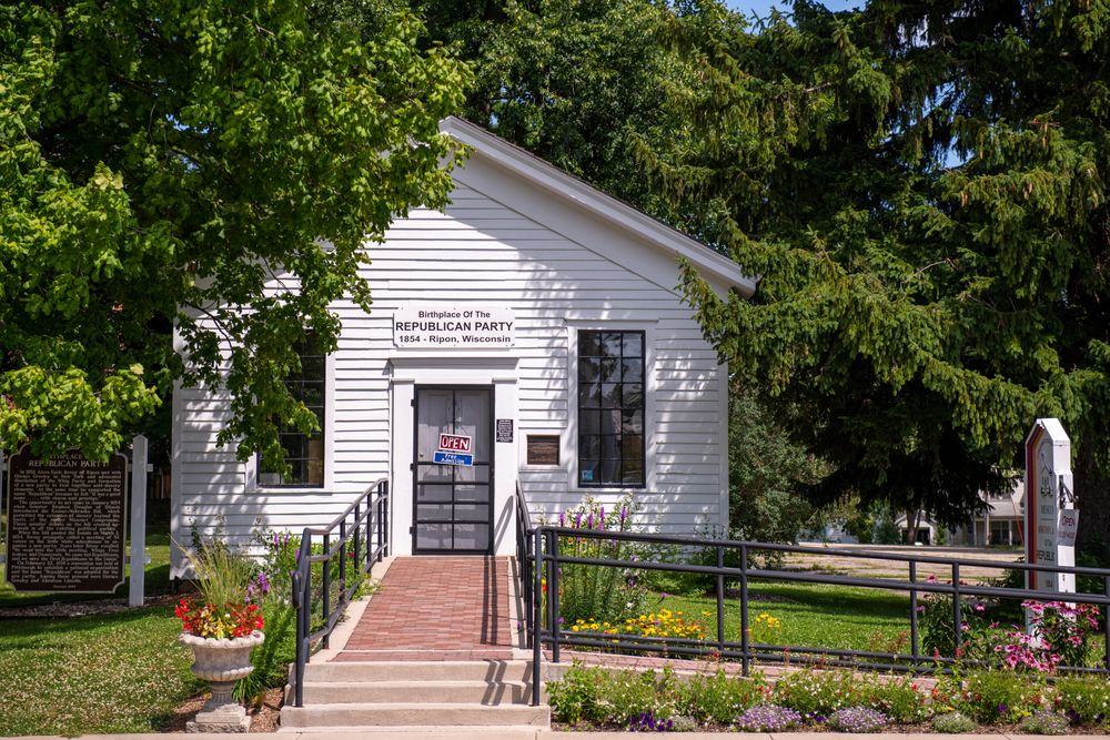Facade of the Little White Schoolhouse