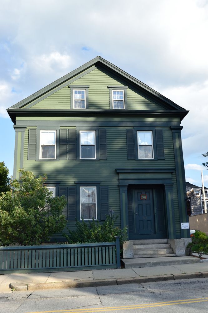 Facade of the Lizzie Borden House