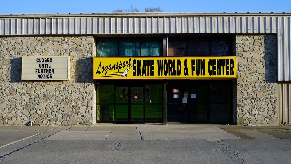 Exterior view of Logansport Skate World & Fun Center