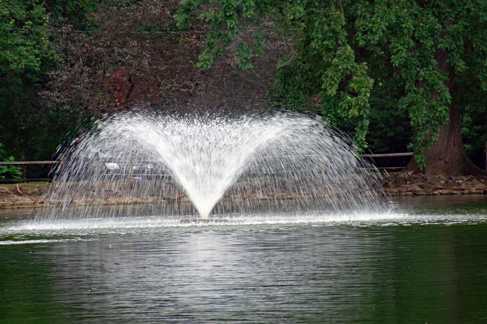 Fountain at Long’s Park