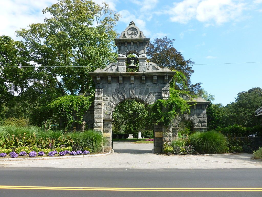 Entrance arch of Lowell Cemetery